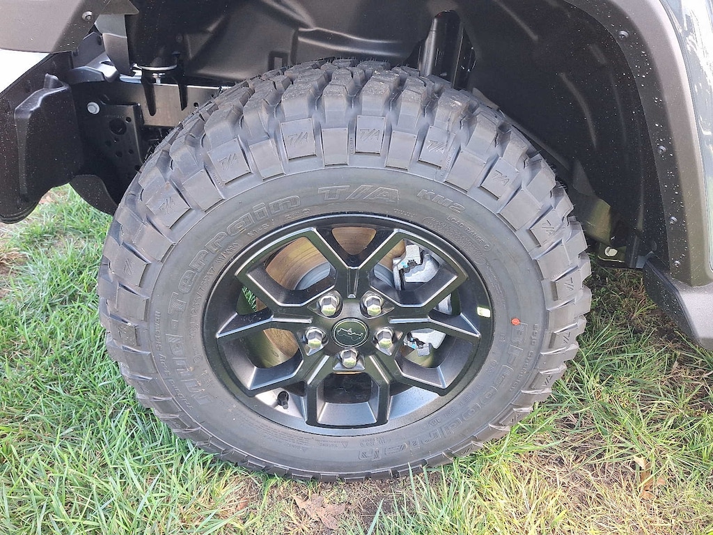 New 2025 Jeep Gladiator High Tide Pickup