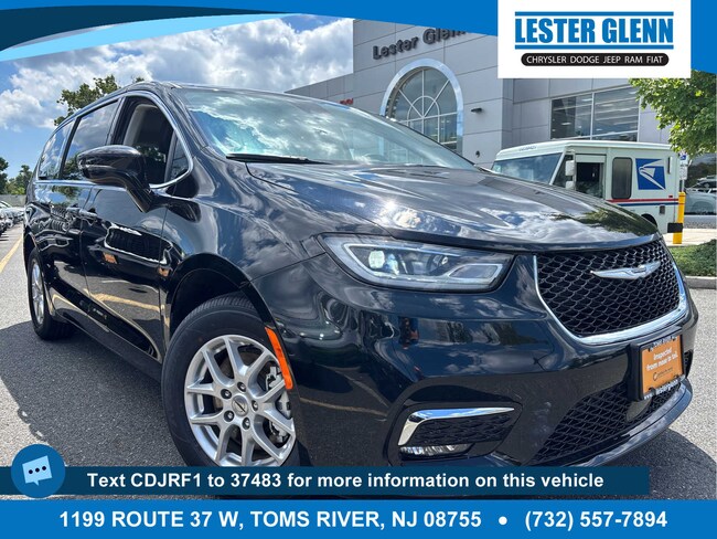 2024 Chrysler Pacifica Touring L Van Passenger Van