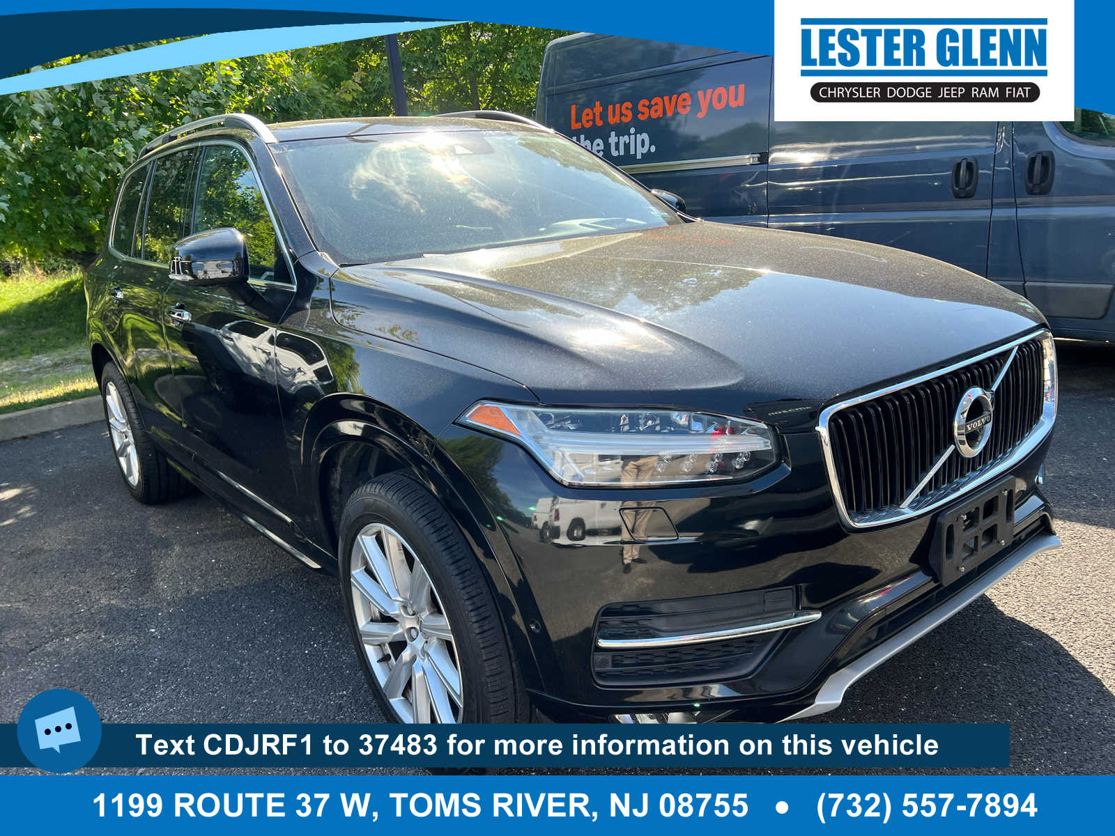 2017 Volvo XC90 T5 FWD Momentum's photo