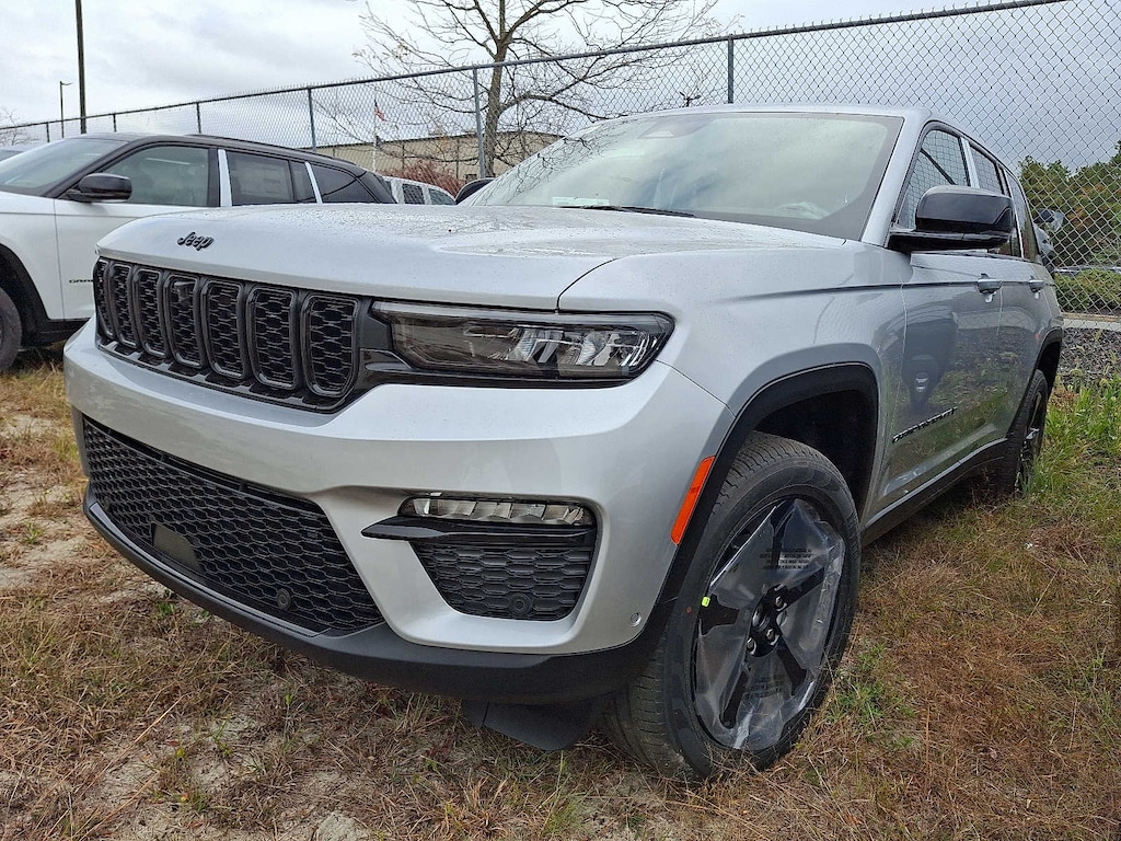 New 2025 Jeep Grand Cherokee Limited Sport Utility