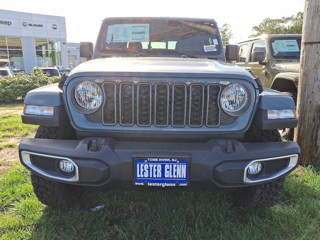 New 2025 Jeep Gladiator High Tide Pickup