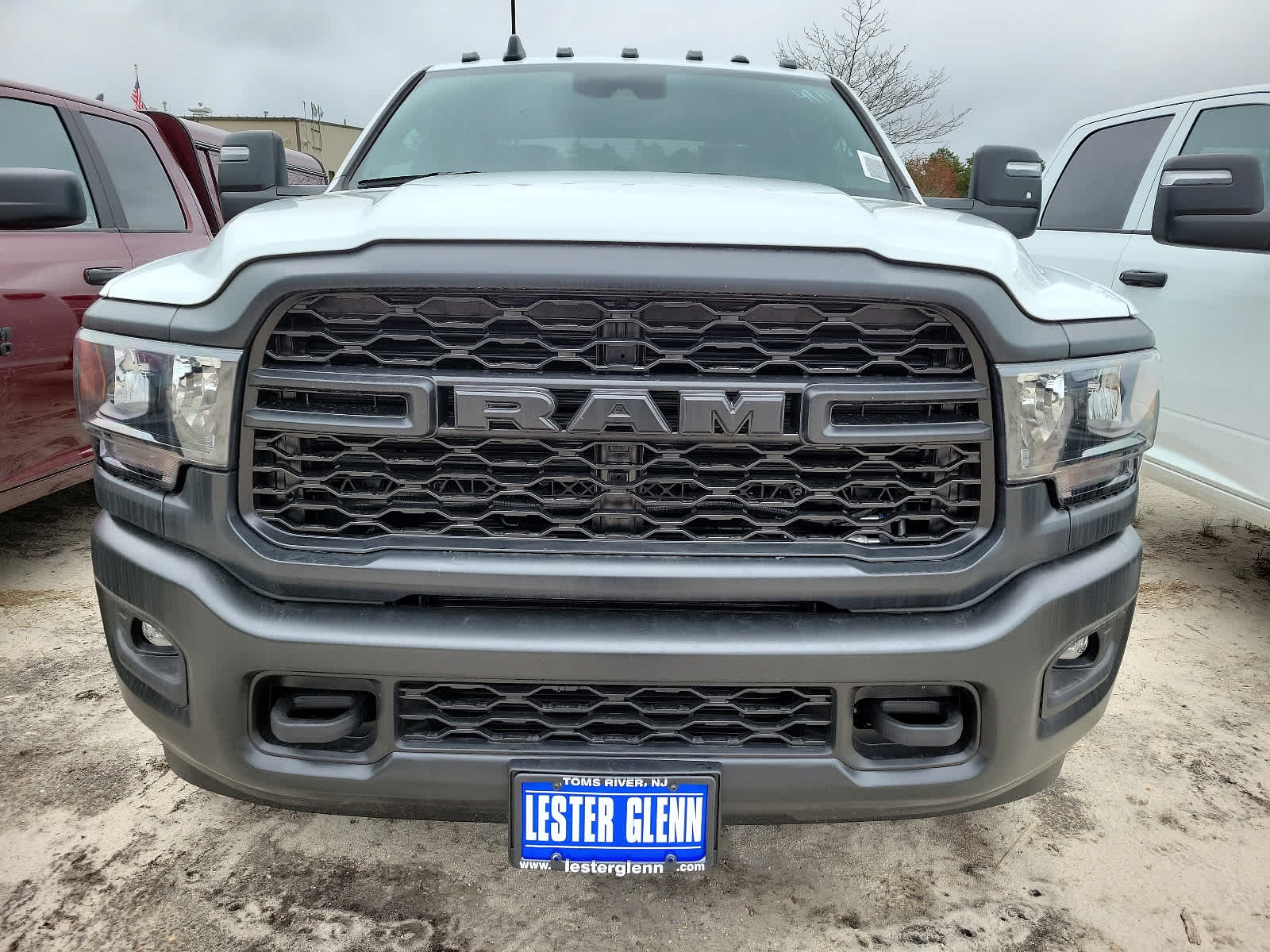 2024 Ram 3500 Tradesman photo 3