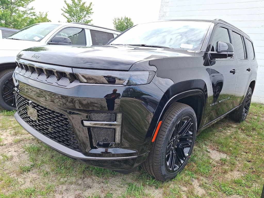 New 2026 Jeep Grand Wagoneer Limited Reserve Sport Utility