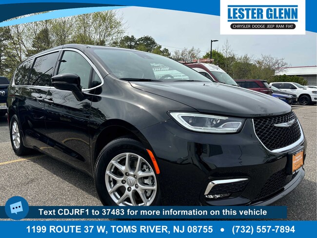 2025 Chrysler Pacifica Select Van Passenger Van