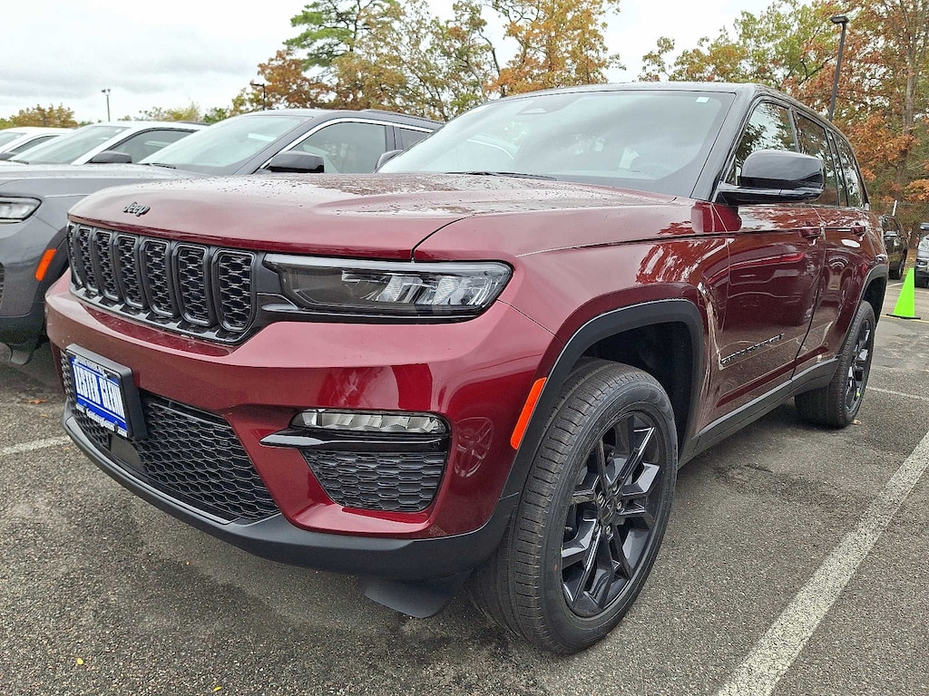 New 2025 Jeep Grand Cherokee Limited Sport Utility