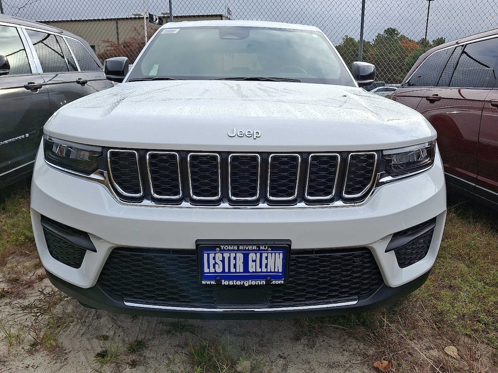 New 2025 Jeep Grand Cherokee Laredo X Sport Utility