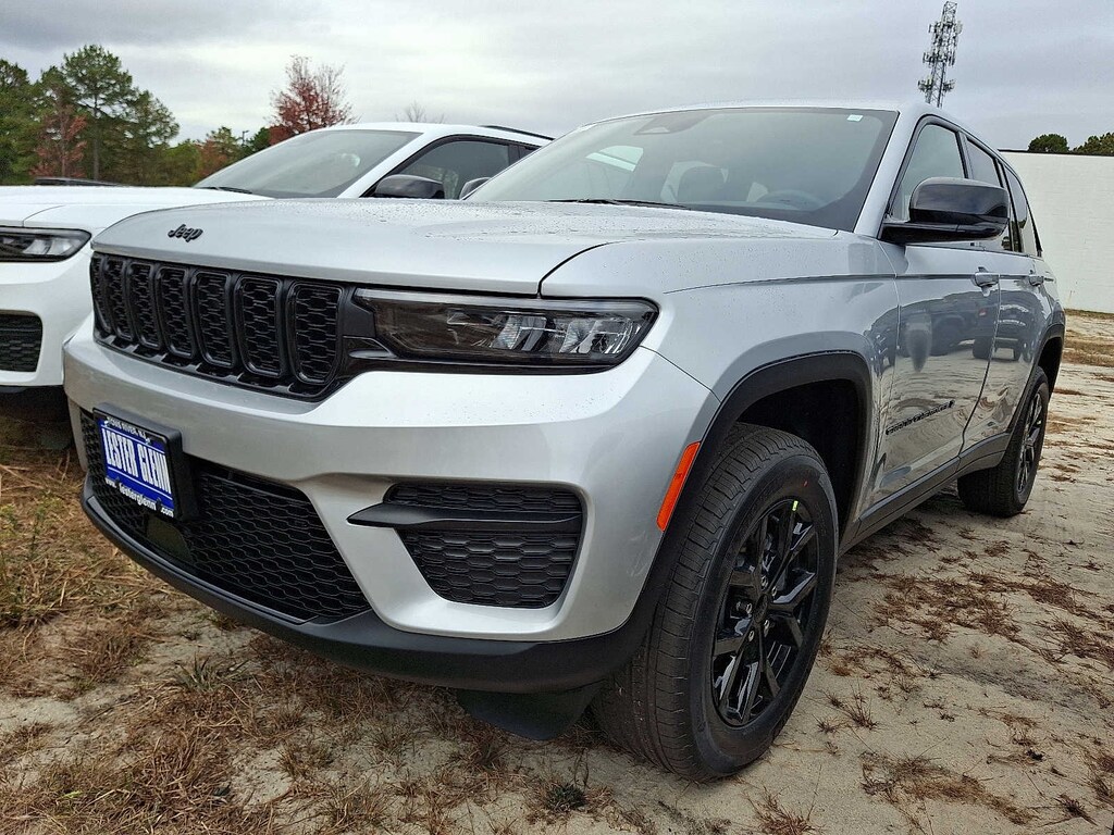 New 2025 Jeep Grand Cherokee Altitude X Sport Utility