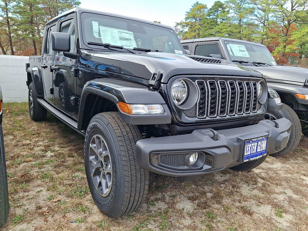 New 2026 Jeep Gladiator Sport S Pickup