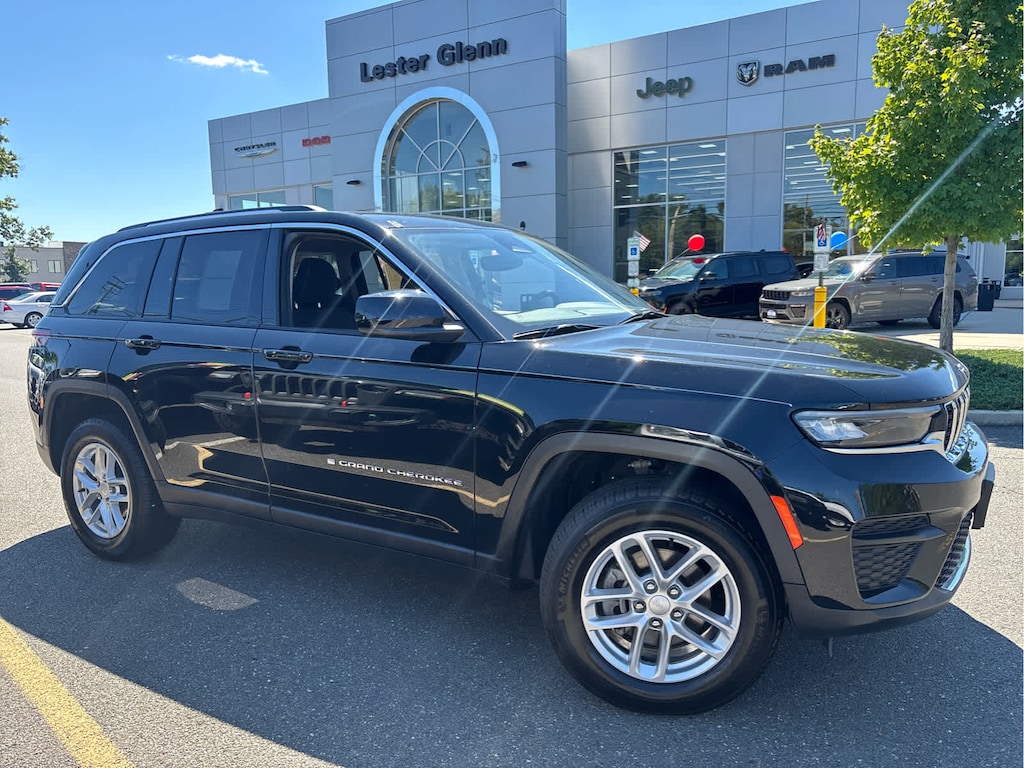 Certified 2023 Jeep Grand Cherokee Laredo SUV
