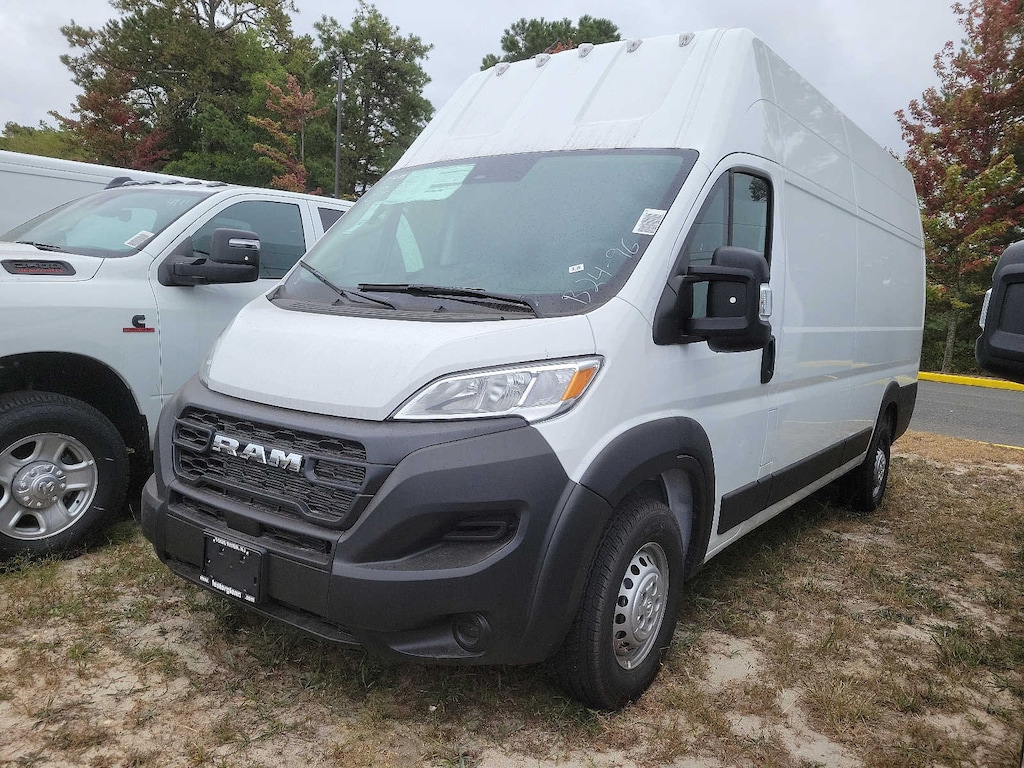 New 2024 Ram ProMaster 3500 Tradesman Cargo Van Super High Roof 159"