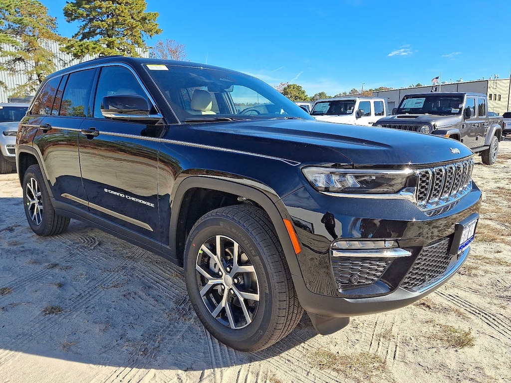 New 2025 Jeep Grand Cherokee Limited Sport Utility