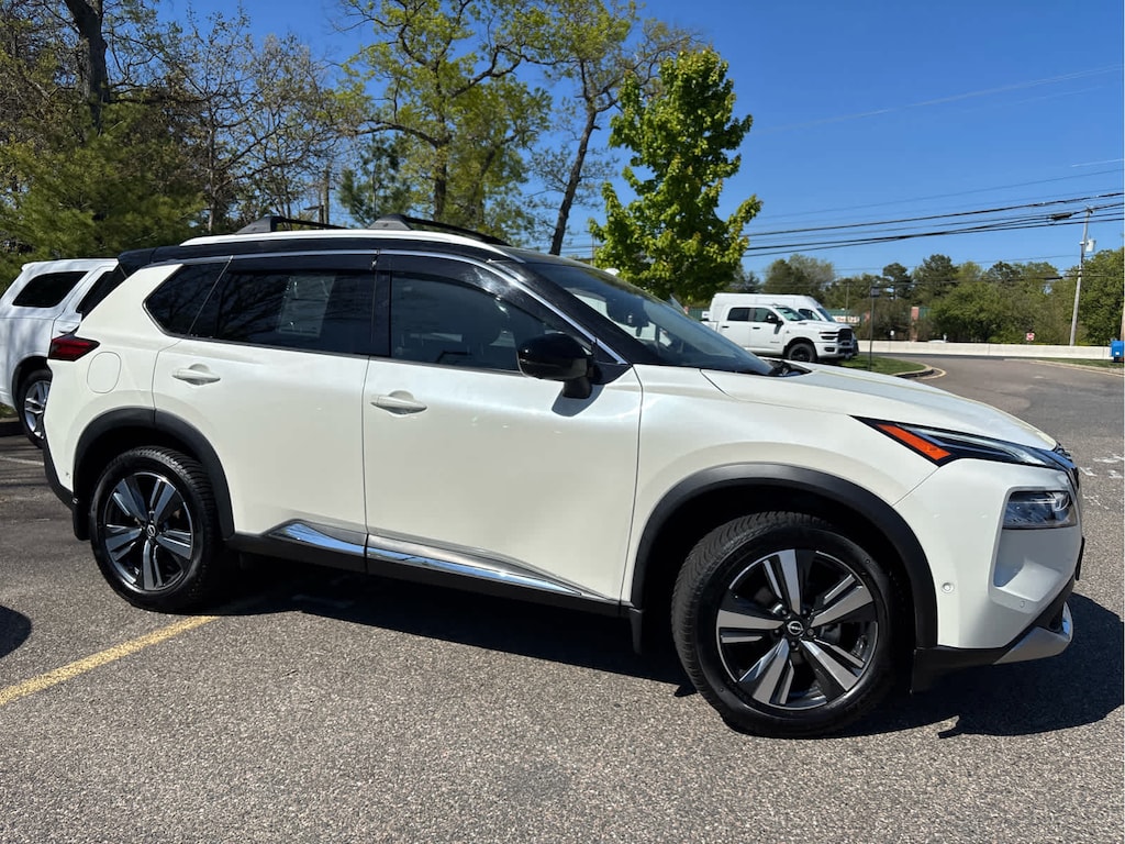 Used 2022 Nissan Rogue Platinum SUV