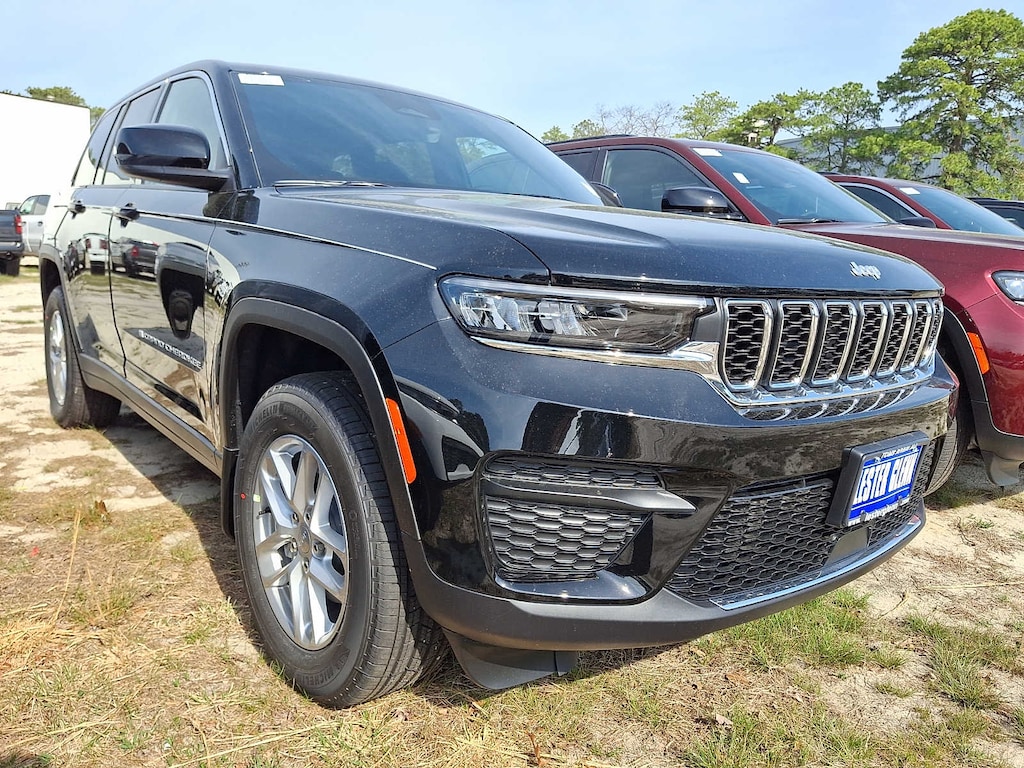 New 2026 Jeep Grand Cherokee Laredo X Sport Utility