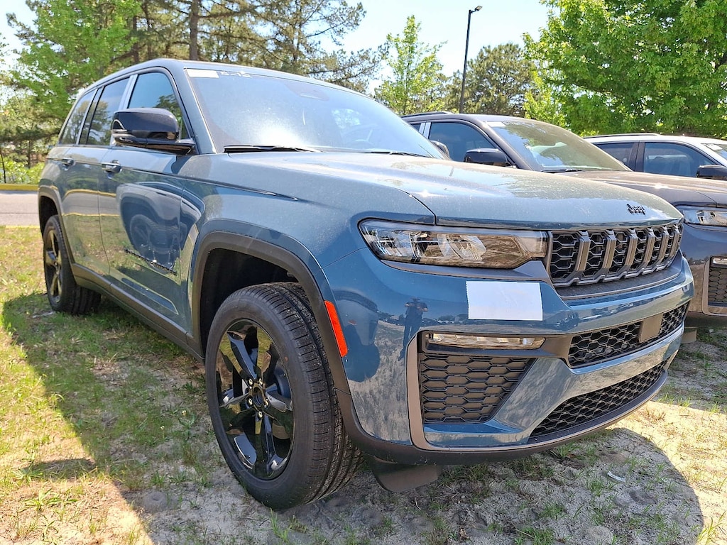 New 2026 Jeep Grand Cherokee Limited Sport Utility