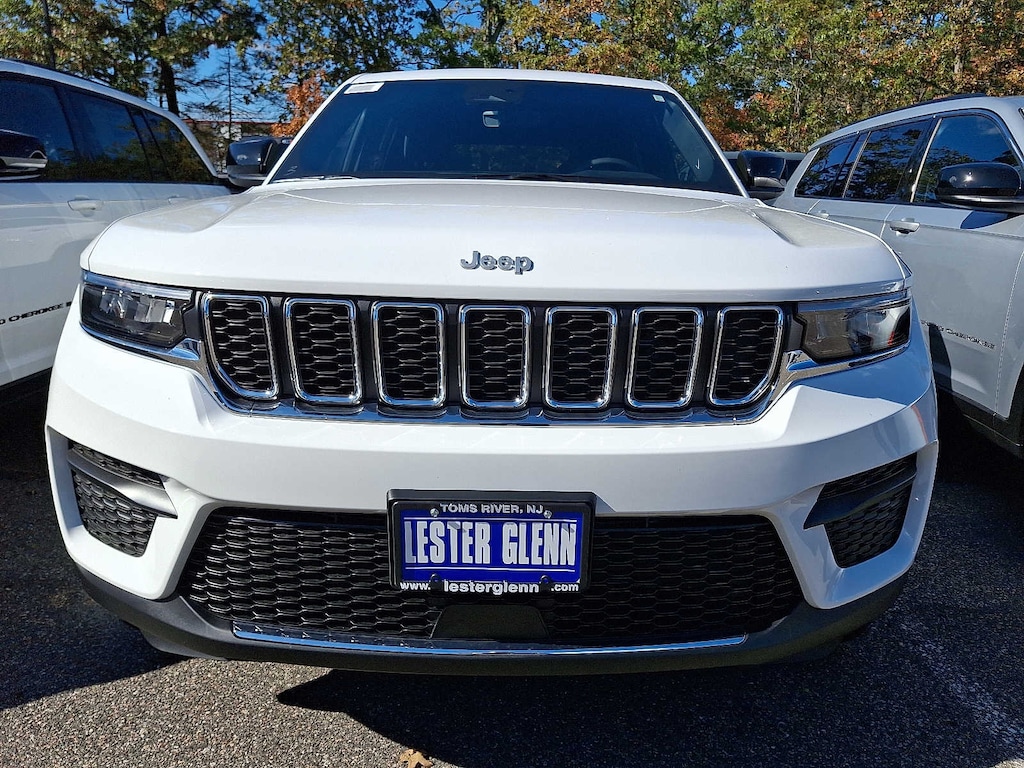 New 2025 Jeep Grand Cherokee Laredo X Sport Utility