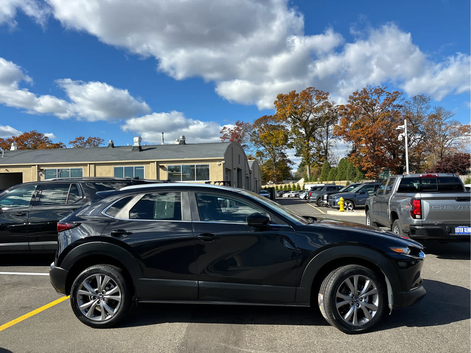 2023 Mazda CX-30 2.5 Select photo 3