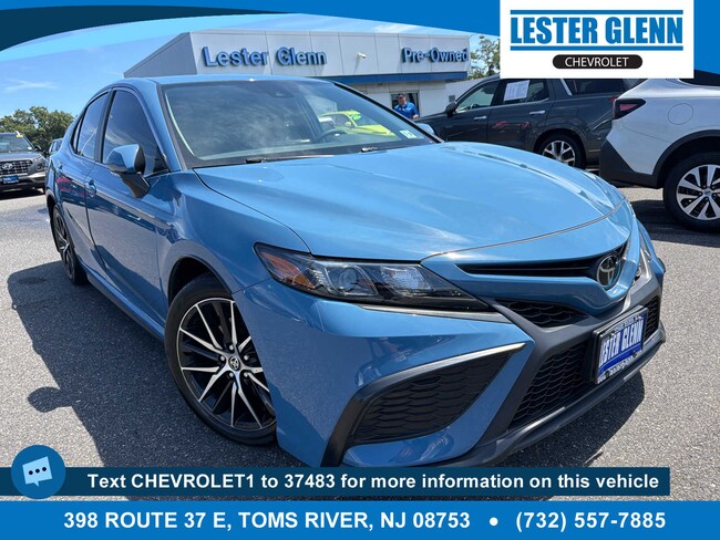 2024 Toyota Camry SE Sedan