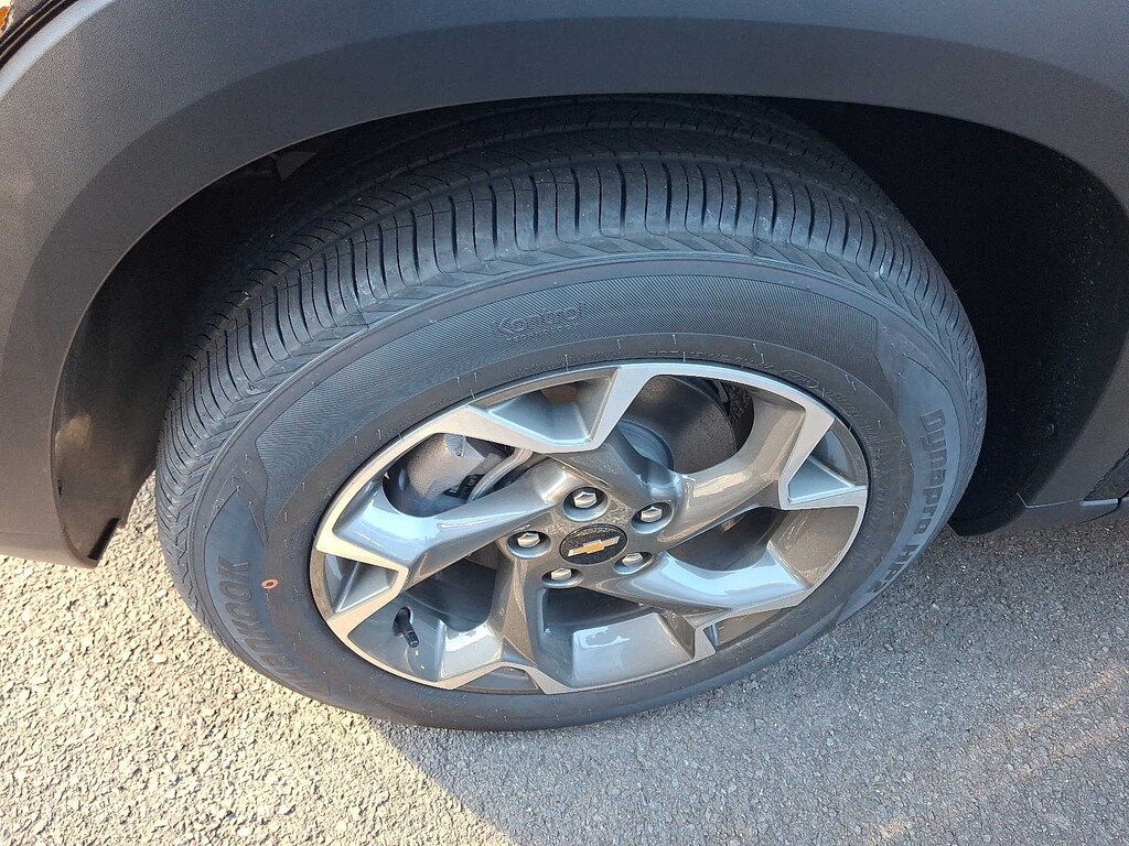 New 2026 Chevrolet Trax LT SUV