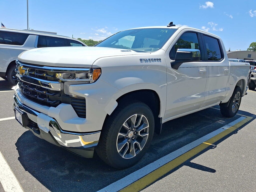 New 2026 Chevrolet Silverado 1500 LT Truck Crew Cab