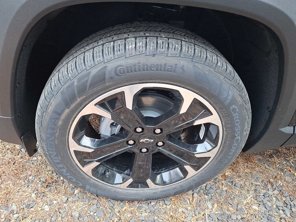 New 2026 Chevrolet Equinox LT SUV