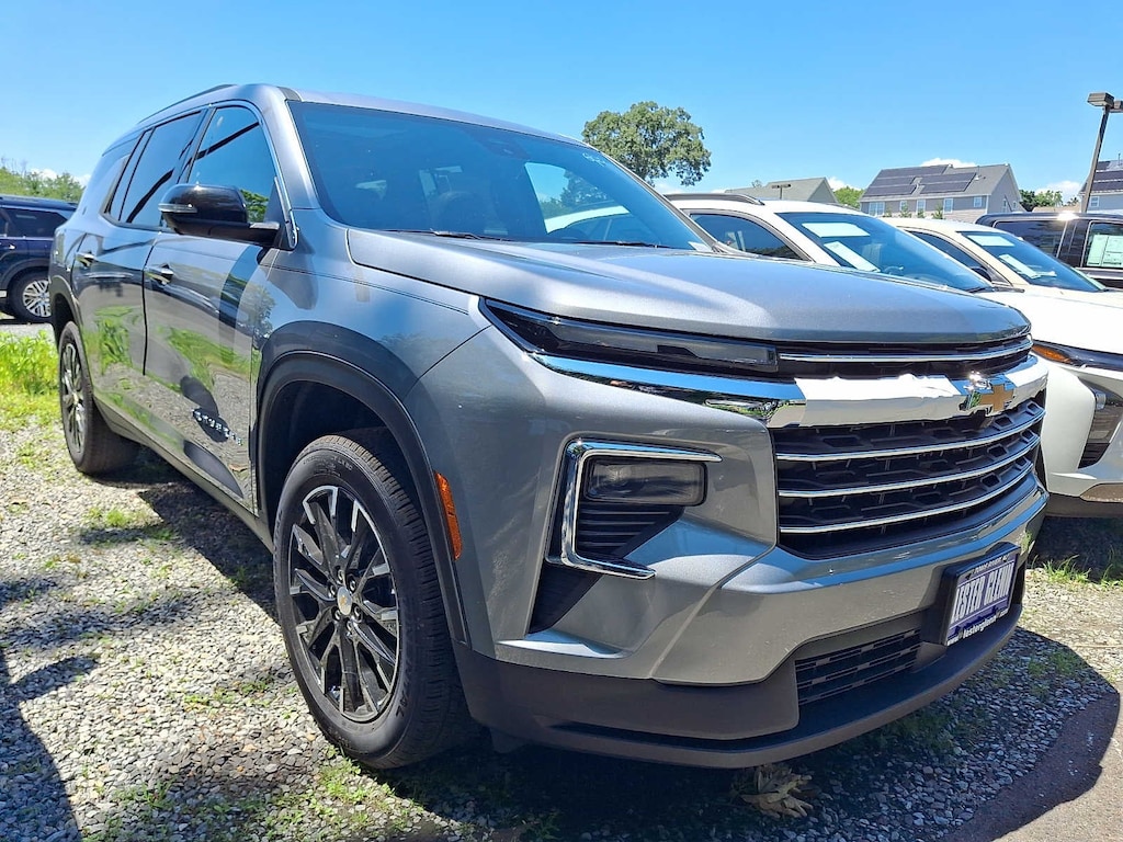 New 2026 Chevrolet Traverse LT SUV