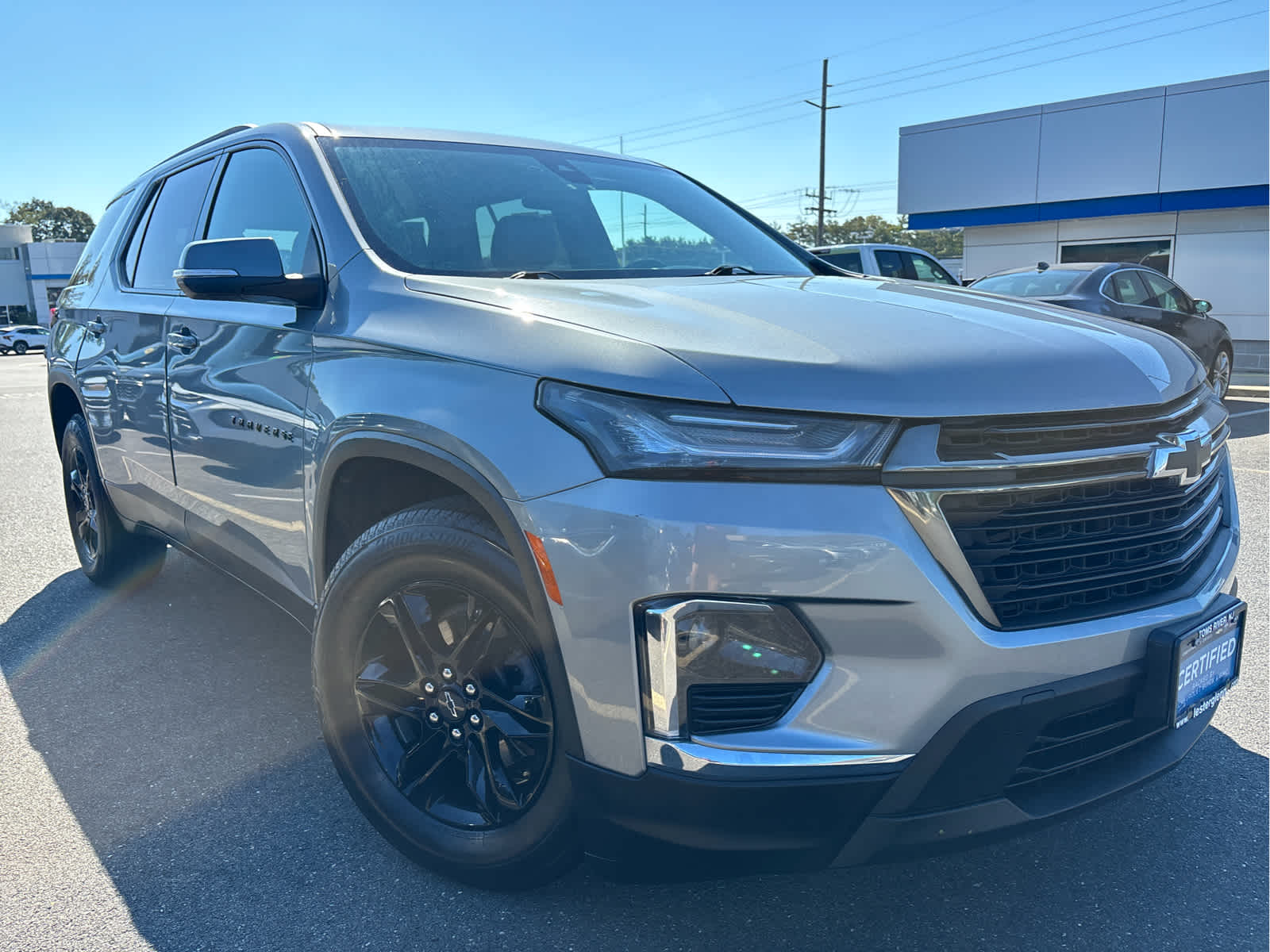 2023 Chevrolet Traverse Leather photo 2