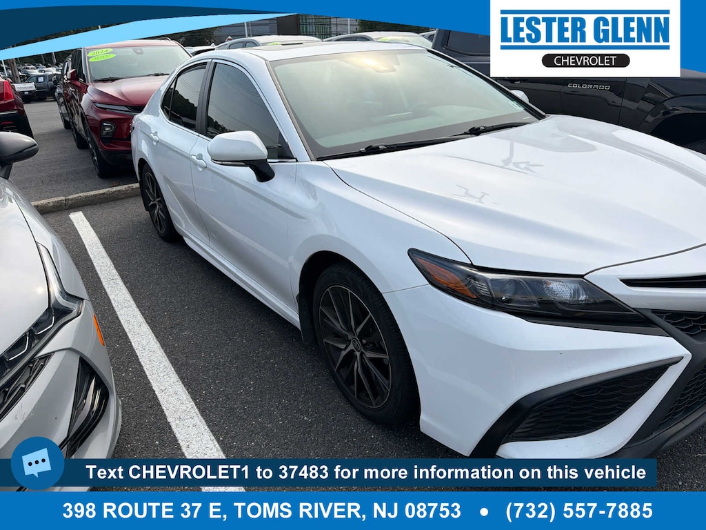 Used 2022 Toyota Camry SE Sedan
