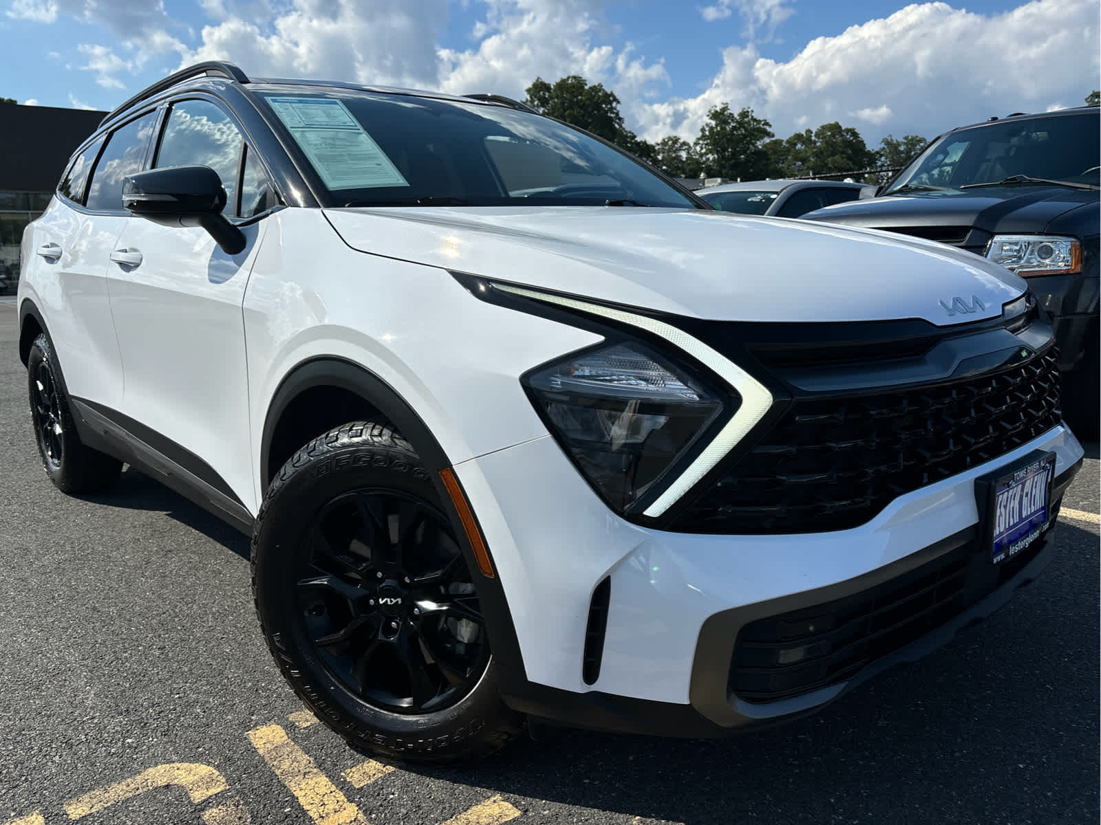 2023 Kia Sportage X-Pro photo 2