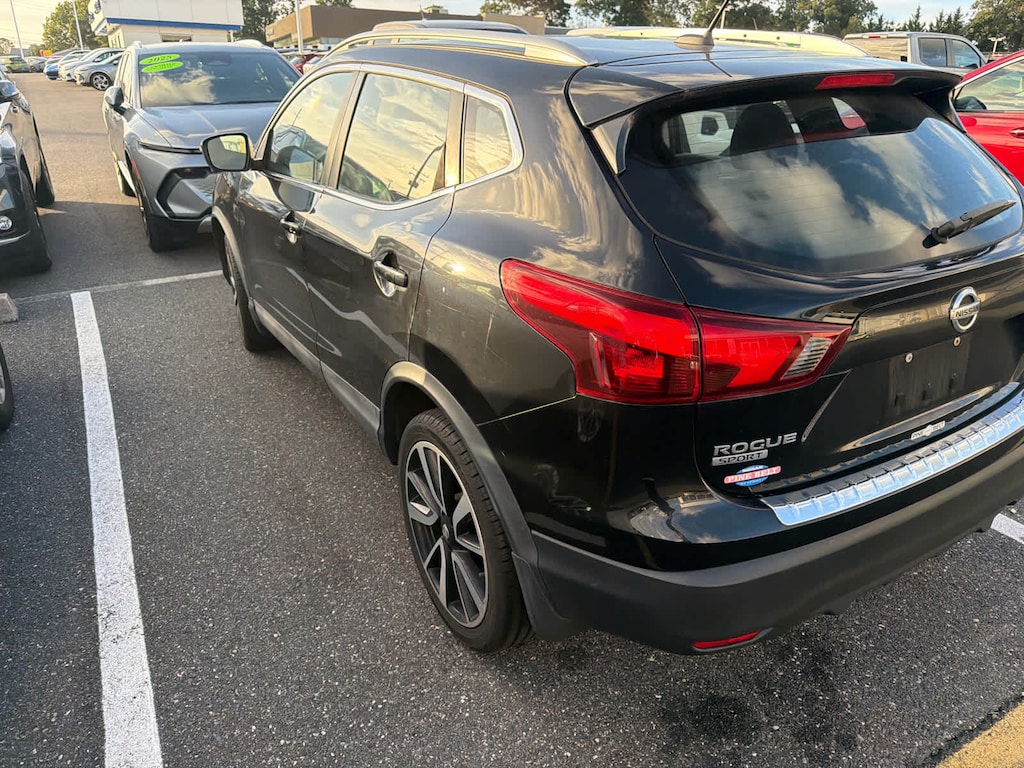 Used 2017 Nissan Rogue Sport SL SUV