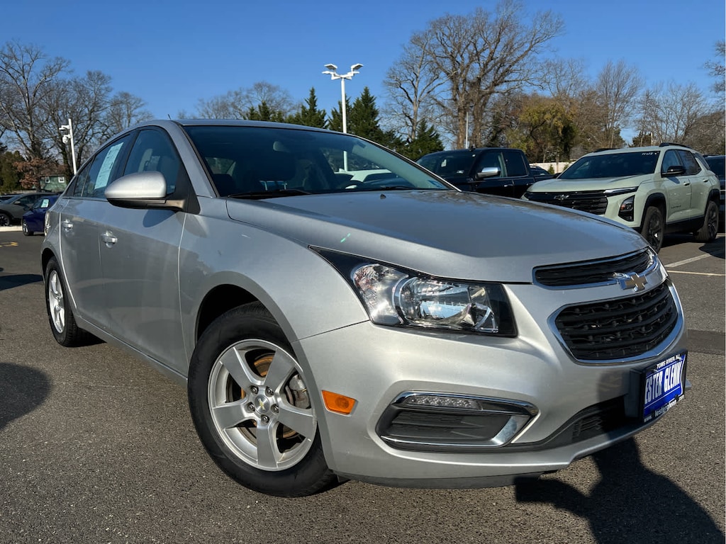 Used 2016 Chevrolet Cruze Limited 1LT Auto Sedan