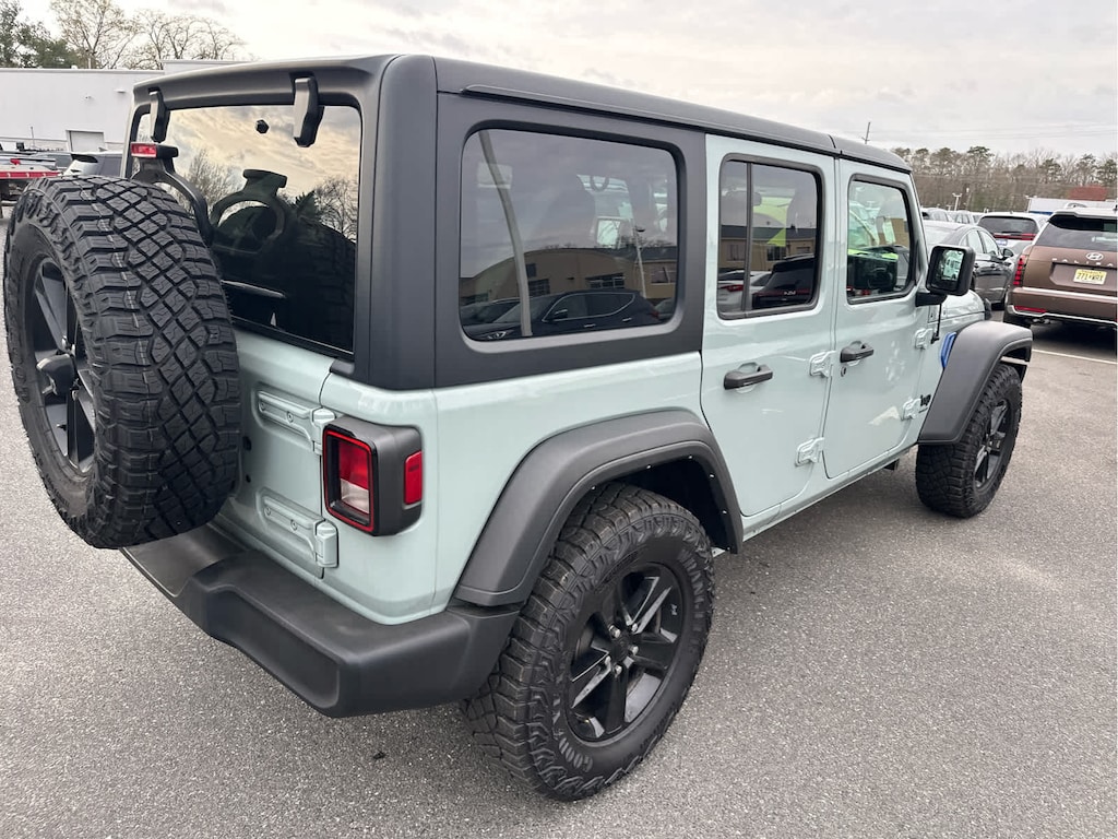 Used 2023 Jeep Wrangler 4-DOOR SPORT 4X4 SUV
