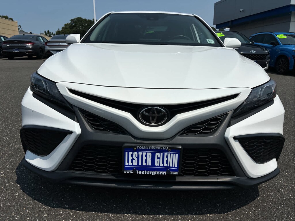 Used 2022 Toyota Camry SE Sedan