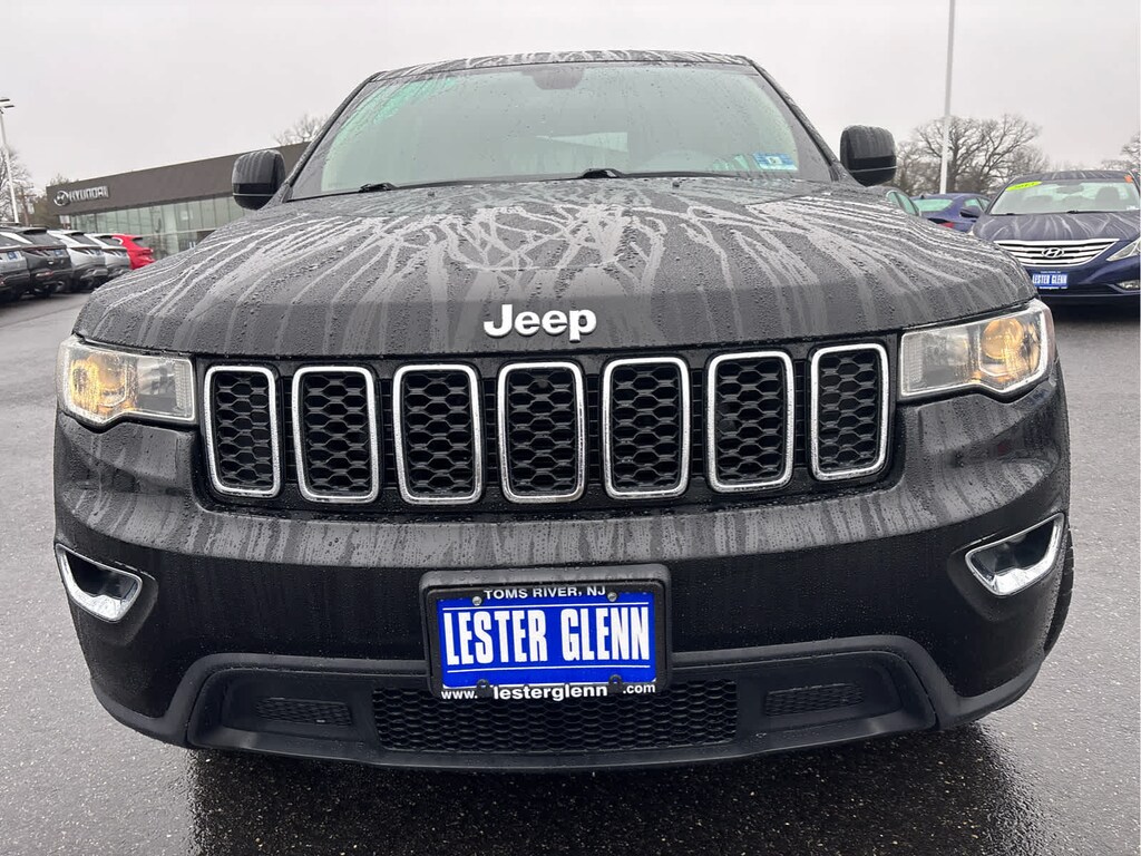 Used 2018 Jeep Grand Cherokee Laredo 4x4 SUV