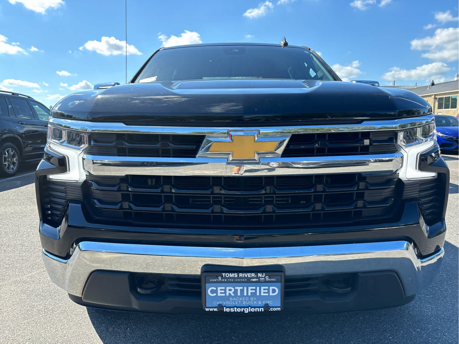 2023 Chevrolet Silverado 1500 LT photo 4