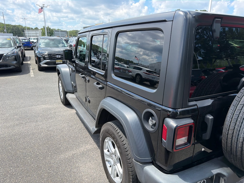 Used 2018 Jeep Wrangler Unlimited Sport 4x4 SUV