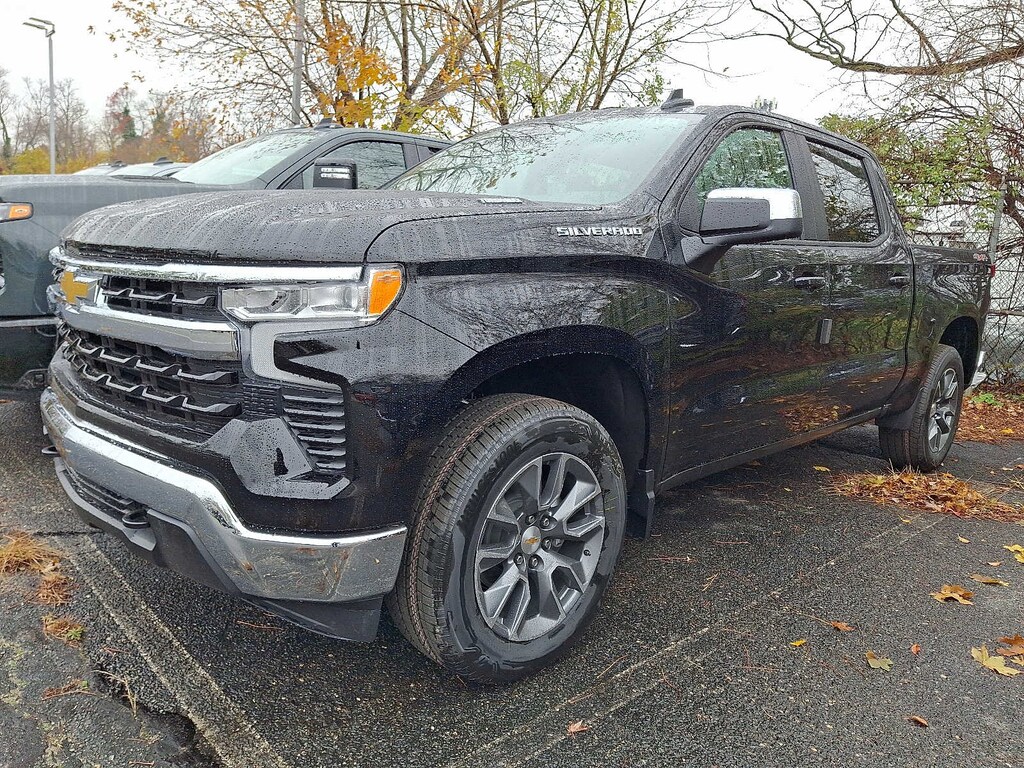 New 2026 Chevrolet Silverado 1500 LT Truck Crew Cab