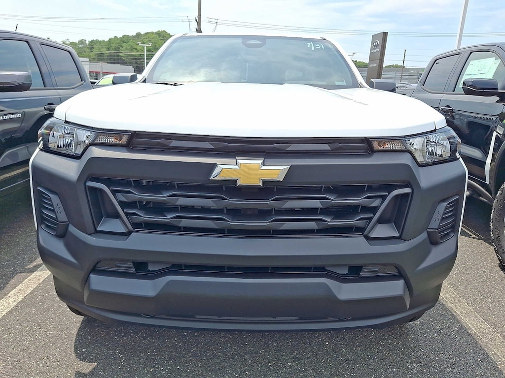 New 2026 Chevrolet Colorado WT Truck Crew Cab