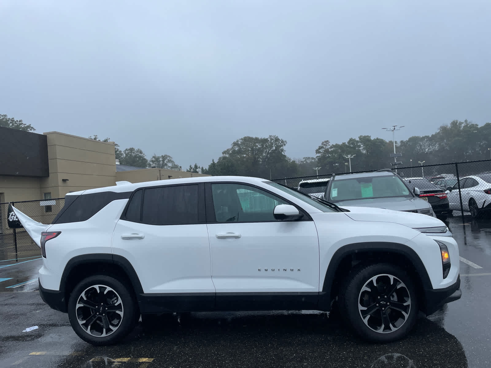 2026 Chevrolet Equinox LT photo 3