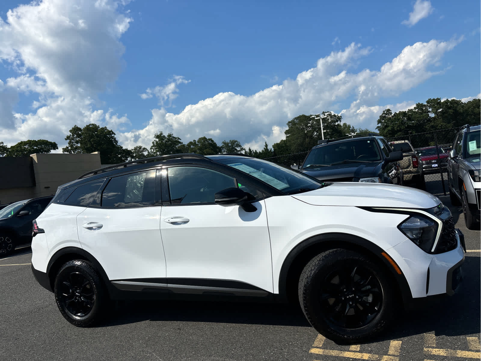 2023 Kia Sportage X-Pro photo 3