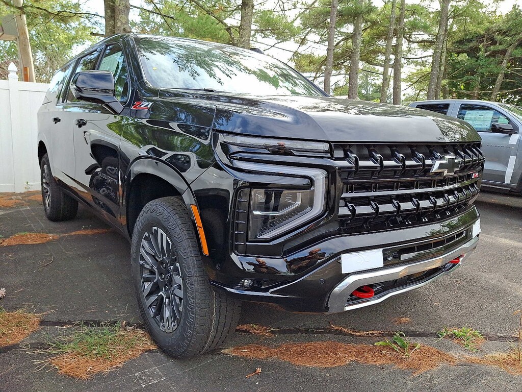 New 2026 Chevrolet Suburban Z71 SUV