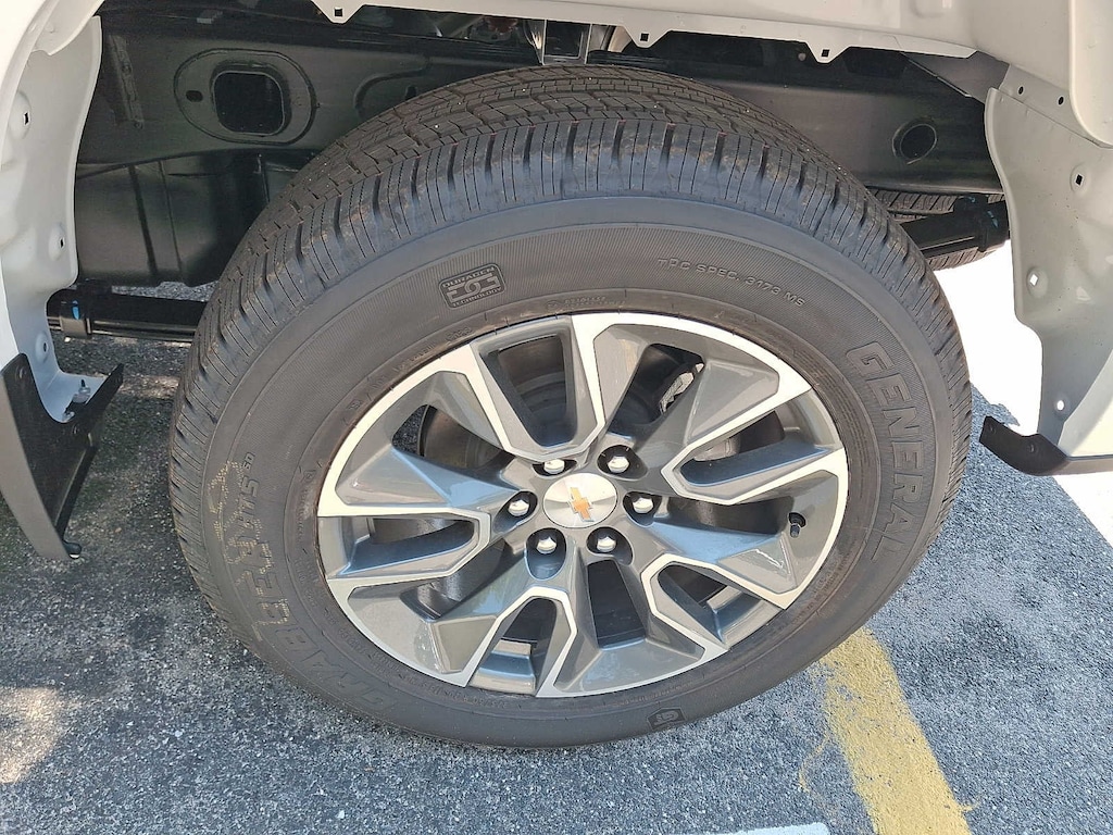 New 2026 Chevrolet Silverado 1500 LT Truck Crew Cab