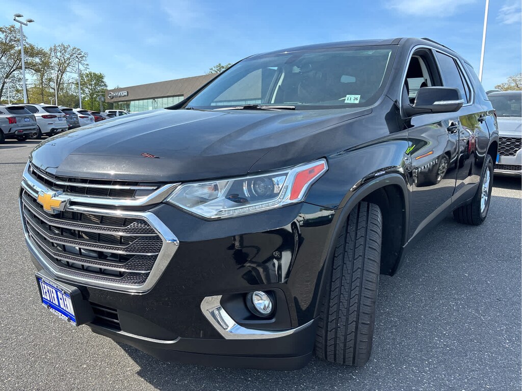 Used 2021 Chevrolet Traverse LT Cloth w/1LT SUV
