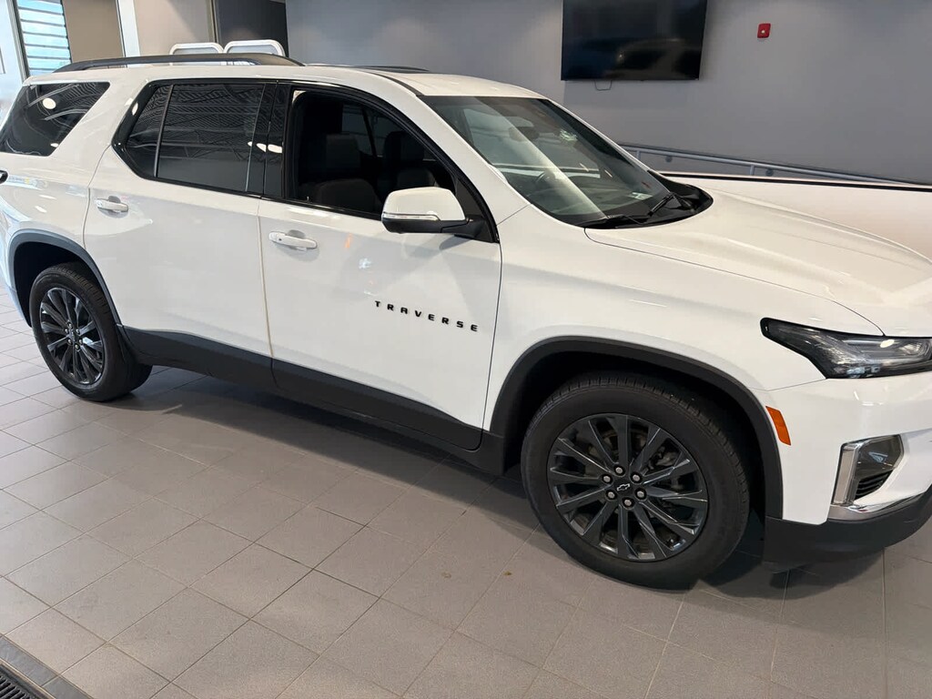 Certified 2023 Chevrolet Traverse RS SUV