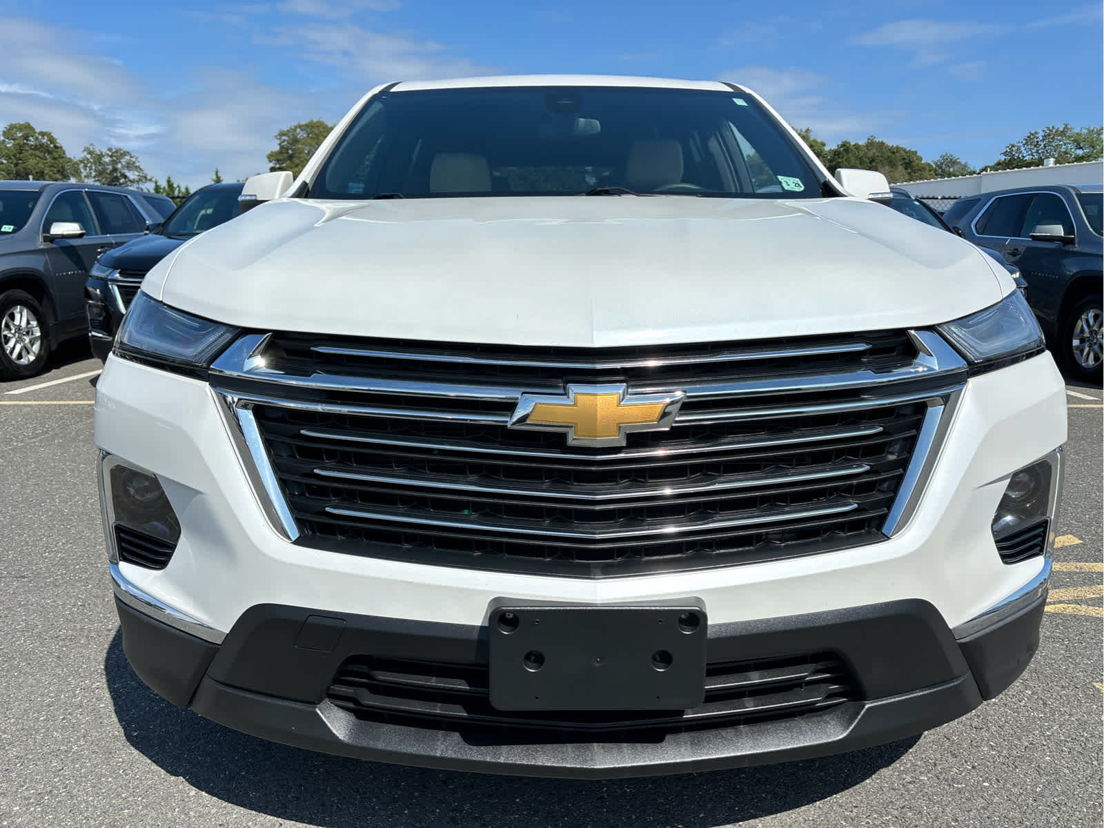 2023 Chevrolet Traverse Leather photo 4