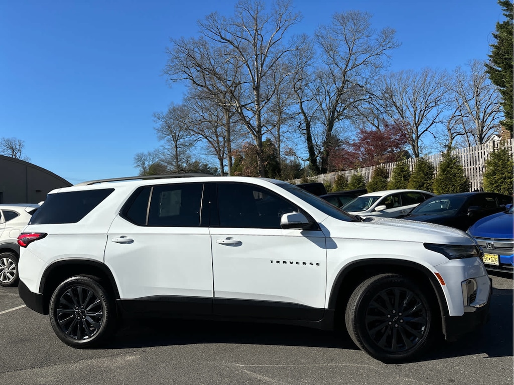 Certified 2023 Chevrolet Traverse RS SUV