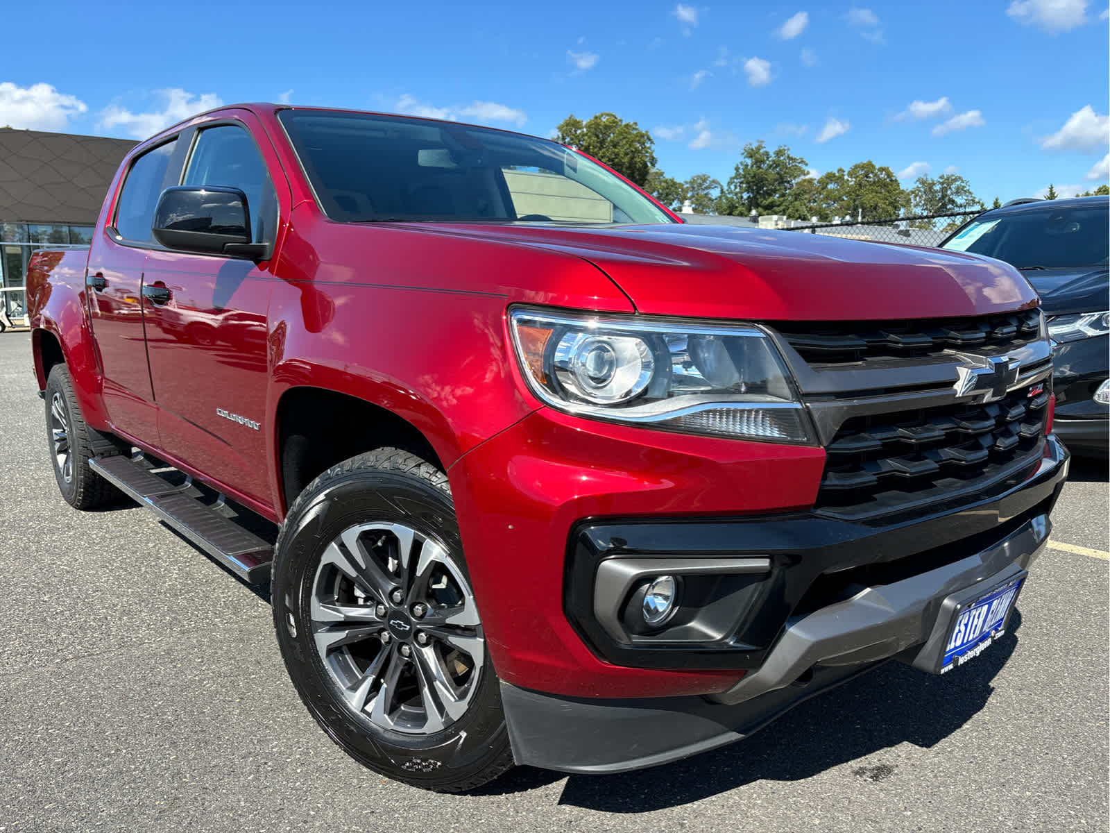 2021 Chevrolet Colorado Z71 photo 2