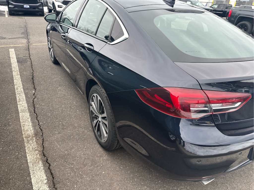 Used 2020 Buick Regal Sportback Essence Hatchback