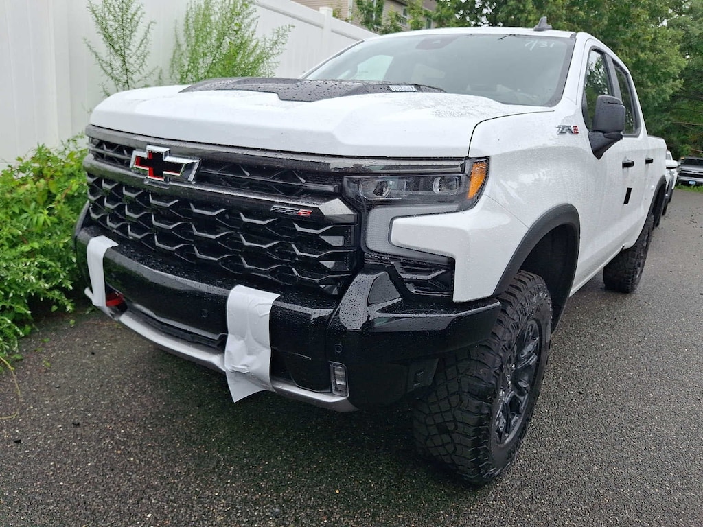 New 2026 Chevrolet Silverado 1500 ZR2 Truck Crew Cab