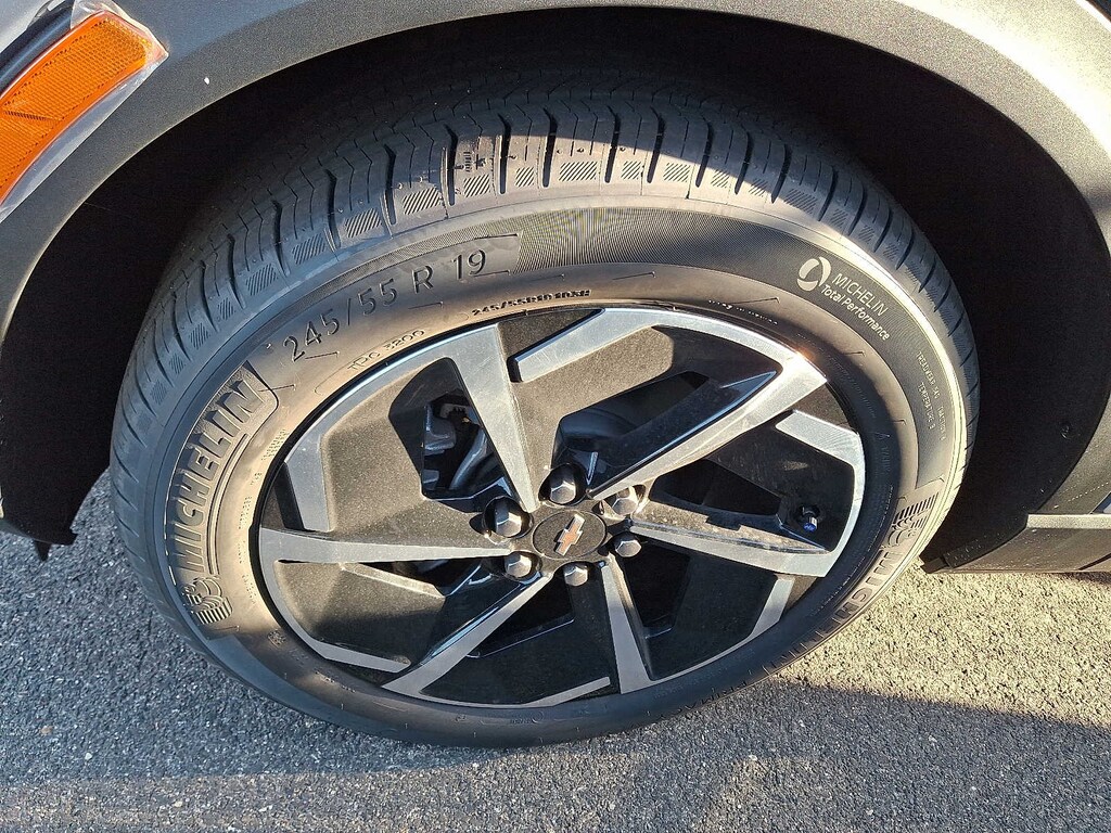 New 2026 Chevrolet Equinox EV LT 1 SUV