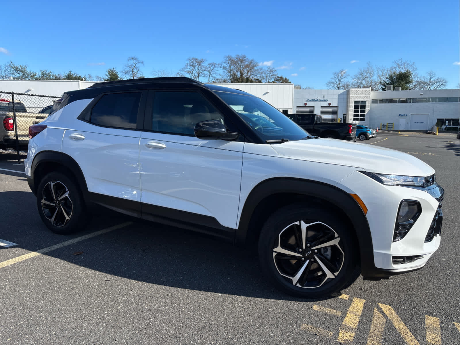 2023 Chevrolet Trailblazer RS photo 2